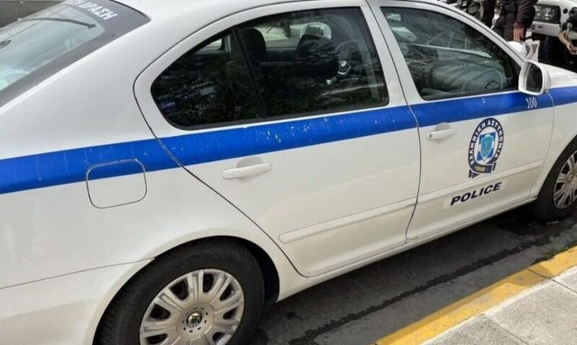 Καλαμάτα: Συνελήφθη 54χρονος που χτύπησε με το αυτοκίνητό του και εγκατέλειψε οδηγό μηχανής