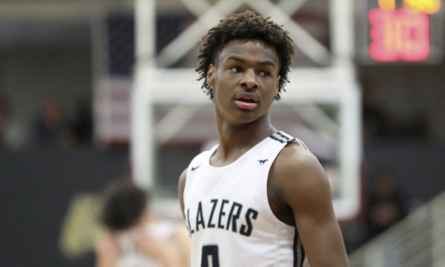 ΛεΜπρόν Τζέιμς: Το πρώτο βίντεο με τον γιό του, Μπρόνι, μετά την καρδιακή προσβολή (vid)