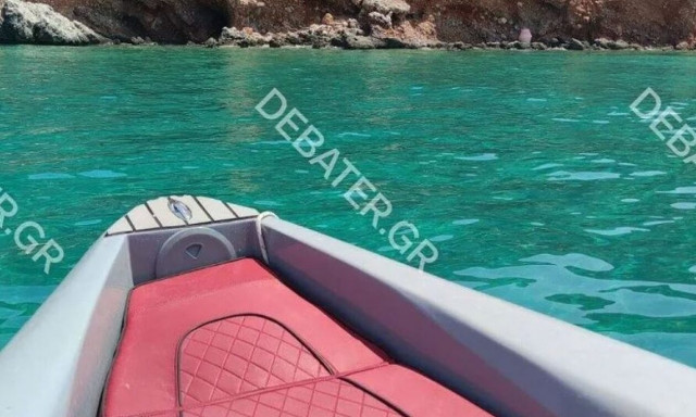 Ο γύρος του Αγκιστρίου με σκάφος