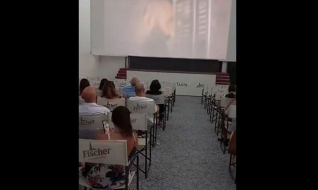 Θεσσαλονίκη: Πρόταση γάμου βγαλμένη από ταινία - Πήγε για ταινία και της ζήτησε το χέρι της