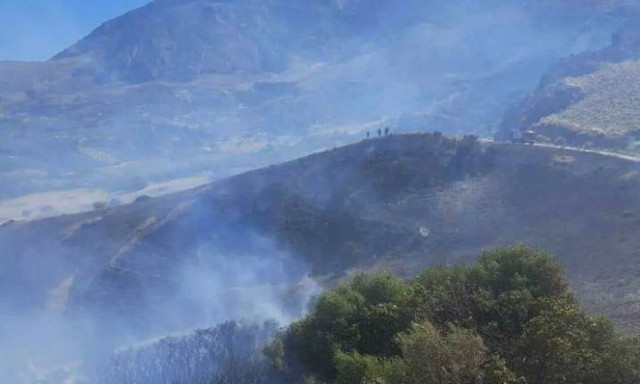 Υπό έλεγχο τέθηκε η φωτιά στον Κρουσώνα Ηρακλείου
