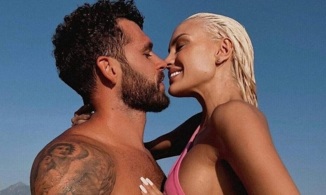 Στάθης Σχίζας: Η συνάντηση με την Αλεξάνδρα Παναγιώταρου στη Μύκονο