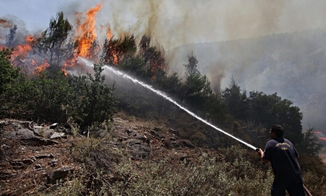 Υψηλός κίνδυνος πυρκαγιάς και για αύριο Τετάρτη σε έξι περιοχές - Δείτε τον χάρτη