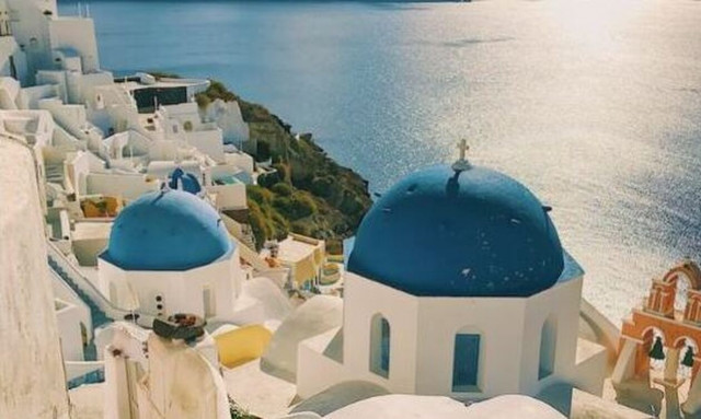 Πάρο, Μύκονο και Σαντορίνη επιλέγουν οι Αυστραλοί φέτος