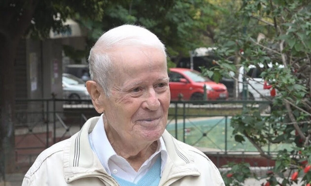 Νάσος Πατέτσος: Σοβαρό ατύχημα για τον τραγουδιστή – Έπεσε και χτύπησε στο πεζοδρόμιο