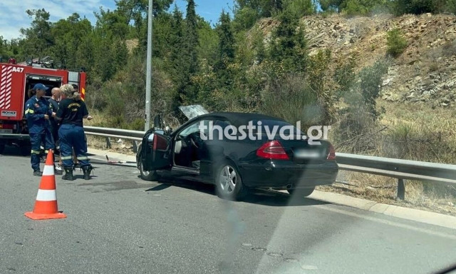 Θεσσαλονίκη: Καραμπόλα 4 οχημάτων στην Περιφερειακή - Τραυματίστηκε ανήλικη