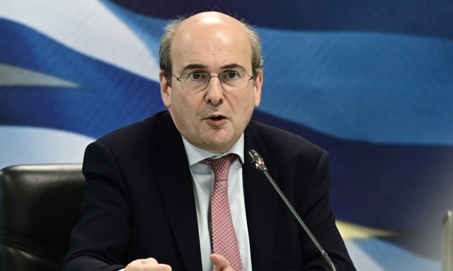 Χατζηδάκης: Το «αυτοκίνητο» της κυβέρνησης δεν έχει όπισθεν στη φοροδιαφυγή