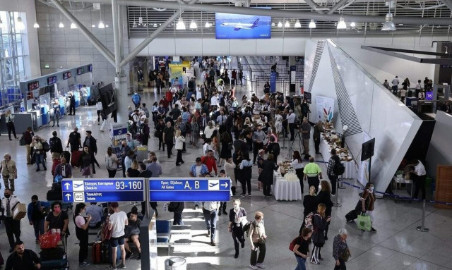 Passenger traffic at Athens airport up 30.1% in January-July