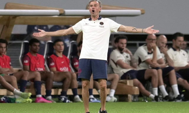 Τα έχει «πάρει» ο Λουίς Ενρίκε, σκέφτεται να φύγει απ’ την Παρί