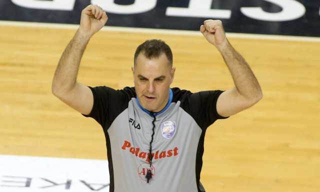 Αρνείται τις κατηγορίες ο Κορομηλάς