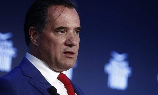 Άδωνις Γεωργιάδης: «Έχει τελειώσει ο γύρος χοιρινός θέλετε να βάλουμε γύρο κοτόπουλο;»