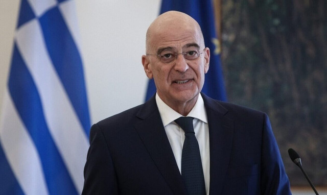 Defence Minister Dendias briefs Cypriot counterpart on Egypt visit