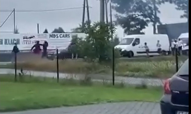 Θλιβερά επεισόδια με ένα νεκρό και έναν σοβαρά τραυματία στην Πολωνία