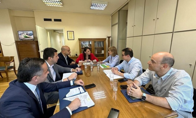 Υπουργείο Μεταφορών: Σύσκεψη για προσλήψεις στα ΜΜΜ