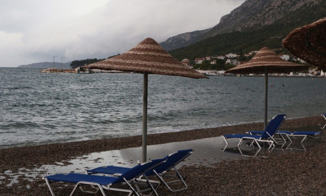 Κακοκαιρία Petar: Συνεχίζονται οι βροχές και οι καταιγίδες - Πότε εξασθενούν τα έντονα φαινόμενα