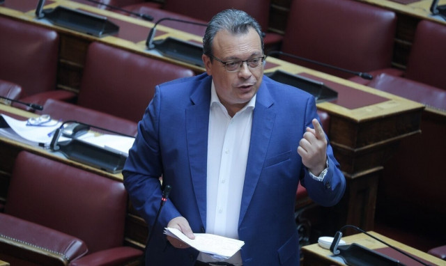 Φάμελλος: Παράνομη και αντισυνταγματική η συζήτηση στη Βουλή για παραπομπή Τριαντόπουλου