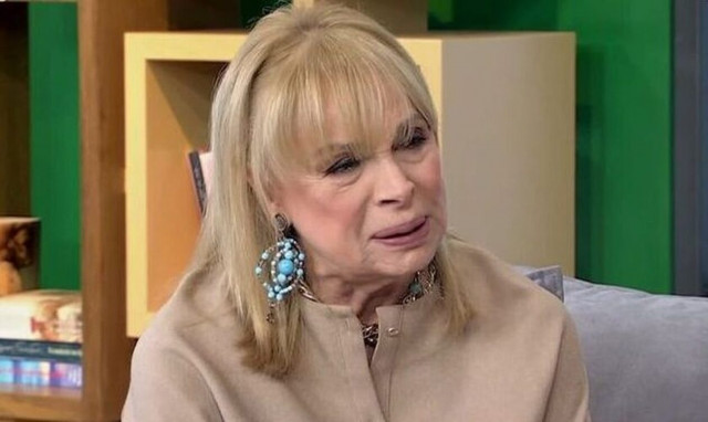 Άννα Φόνσου: Νέα στέγη για την αγαπημένη ηθοποιό – Φωτογραφίες από το καινούργιο της σπίτι