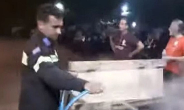 Μυθικό σκηνικό στη Φθιώτιδα: Κλήθηκε η πυροσβεστική να σβήσει ψησταριά με σουβλάκια σε εκδήλωση