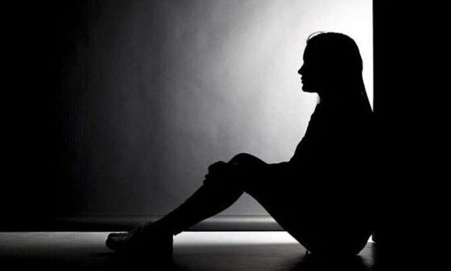 Γαλλία: Αμφιβολίες για τη γυναίκα που ισχυρίζεται ότι ήταν φυλακισμένη 12 χρόνια από τον σύζυγό της