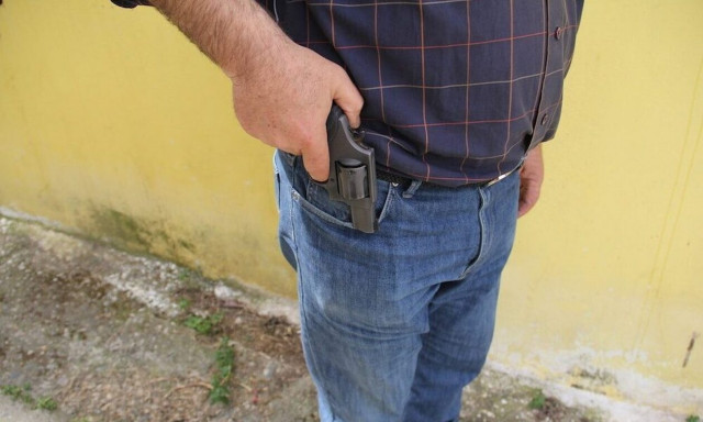 Η Κρήτη «πεθαίνει» από το ποτό, την οπλοφορία και τον ψευτοτσαμπουκά…