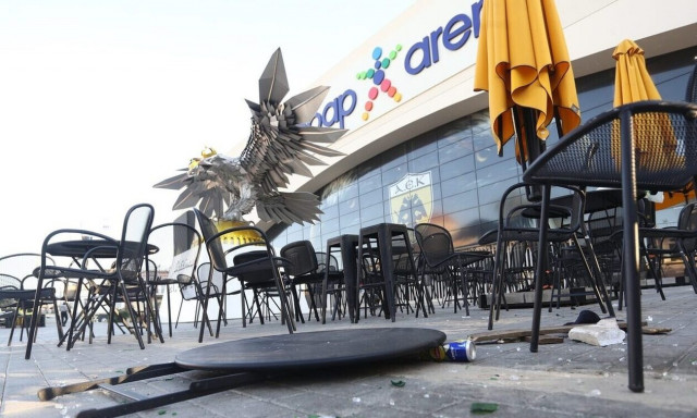 Νέα Φιλαδέλφεια: Νέα επίθεση σε δημοσιογραφικό συνεργείο, έξω από το γήπεδο της ΑΕΚ