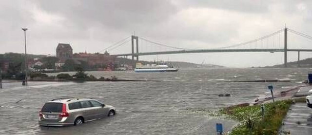 «Κρίση εθνικών διαστάσεων» στη Νορβηγία: Πρωτοφανείς βροχοπτώσεις πλήττουν τη χώρα (vid)