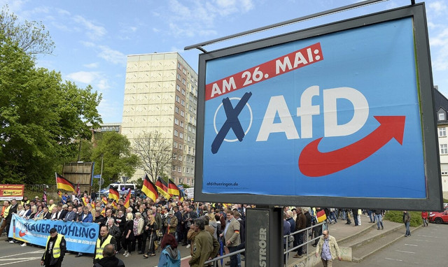 Γερμανία: Η AfD παραμένει δεύτερη δύναμη στις δημοσκοπήσεις  - Το 47% τάσσεται υπέρ της απαγόρευσής