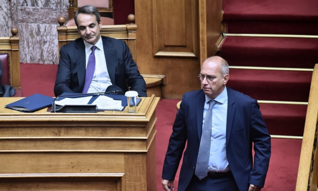 Νέα Φιλαδέλφεια: Προβληματισμός στην κυβέρνηση – «Πέφτουν κεφάλια» στην ΕΛΑΣ