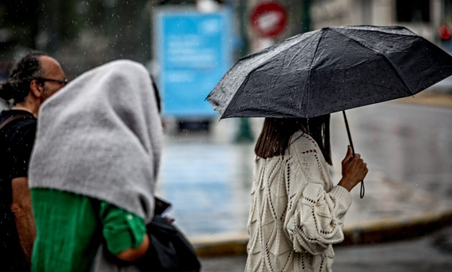 Καιρός: Απότομη αλλαγή με καταιγίδες – Πού αναμένονται μπουρίνια
