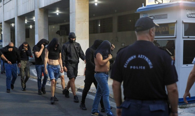 Νέα Φιλαδέλφεια: Την Παρασκευή ξεκινούν οι απολογίες των 105 κατηγορουμένων σε τρεις ανακριτές