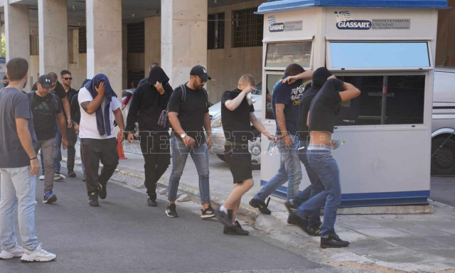 Νέα Φιλαδέλφεια: Ώρα απολογιών για τους 105 συλληφθέντες της φονικής συμπλοκής