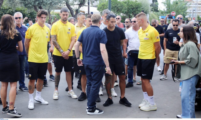 Μιχάλης Κατσουρής: Αρνήθηκε η ΑΕΚ να παρευρεθεί στο δείπνο της Ντινάμο Ζάγκρεμπ