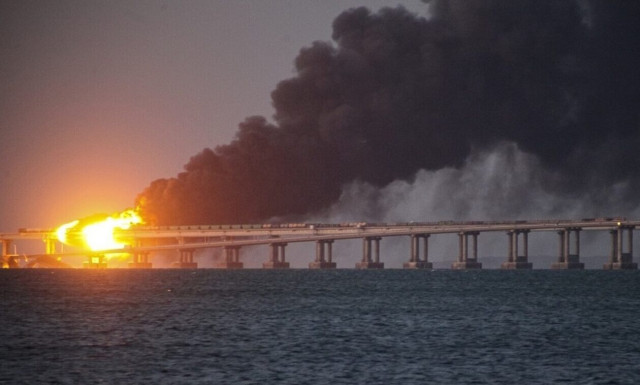 Ρωσία: Απετράπη ουκρανική πυραυλική επίθεση με στόχο τη γέφυρα της Κριμαίας