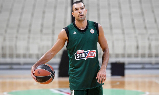 Το πρώτο μήνυμα του Σλούκα: «Σεβασμός, κίνητρο, σκληρή δουλειά»