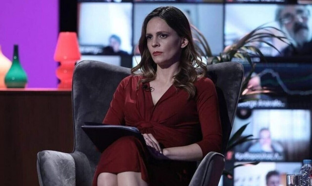 Έφη Αχτσιόγλου: Στην Πύλο με τον γιο της