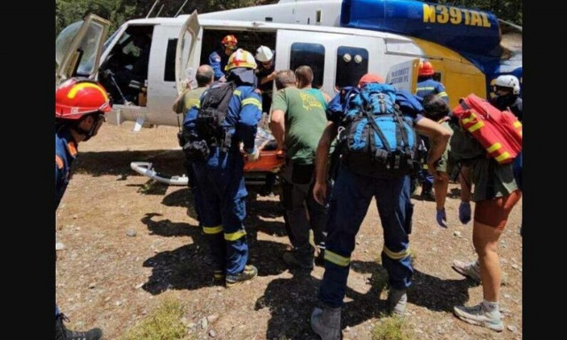 Φαράγγι της Σαμαριάς: Σε κρίσιμη κατάσταση ο τουρίστας που ακρωτηριάστηκε - Καρέ καρέ η διάσωσή του