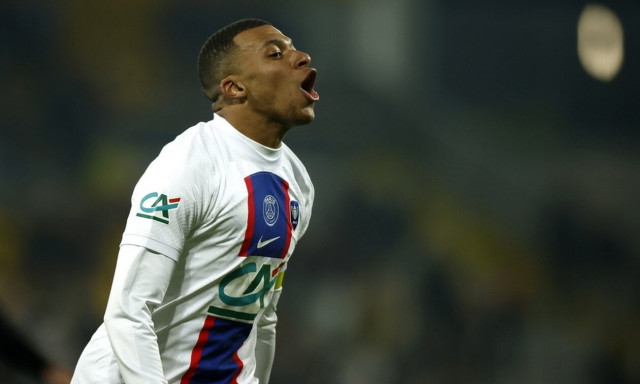 Κιλιάν Εμπαπέ: Ανατροπή στο σίριαλ με την Παρί Σεν Ζερμέν - Σε συζητήσεις για νέο συμβόλαιο