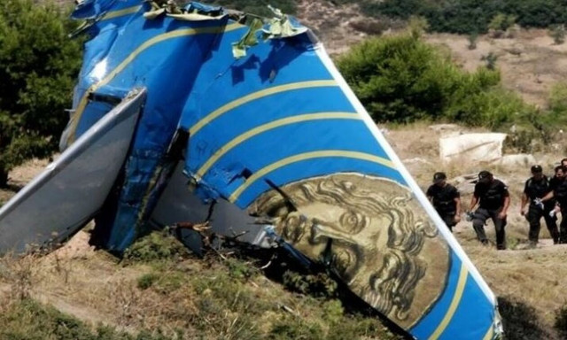 Η αεροπορική τραγωδία του κυπριακού «Ήλιος»: Η αεροσυνοδός έκανε προσπάθειες να το πιλοτάρει