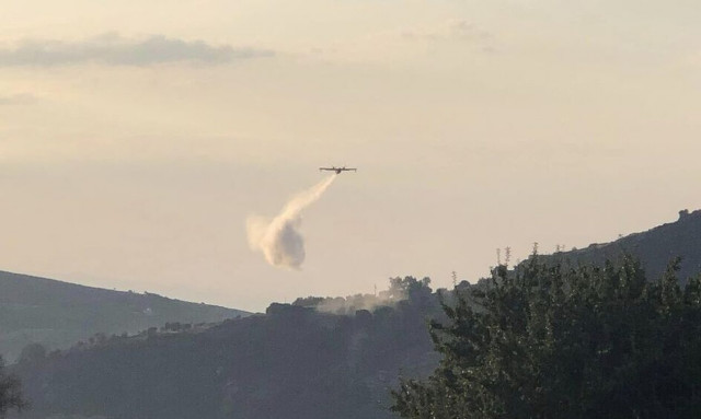 Wildfire raging on Kefalonia