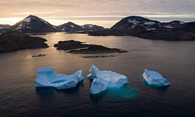 Αρκτική: Βομβαρδιστικά του ρωσικού στρατού πέταξαν πάνω από διεθνή ύδατα