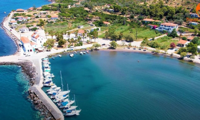 Άγιος Γεώργιος: Το υπέροχο παραθαλάσσιο χωριουδάκι που στα νερά του κρύβει ένα μεγάλο μυστικό