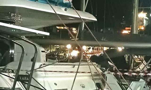 Φωτιά σε σκάφος αναψυχής στην Αλόννησο με έναν τραυματία