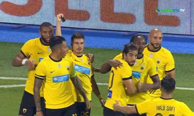 Champions League, Ντινάμο Ζάγκρεμπ – ΑΕΚ: Ο Γαλανόπουλος σήκωσε ψηλά το μαύρο περιβραχιόνιο