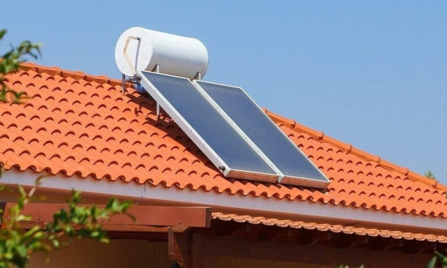 Ανακυκλώνω - Αλλάζω Θερμοσίφωνα: Πότε λήγουν τα vouchers - Νέοι δικαιούχοι για επιδότηση ηλιακού