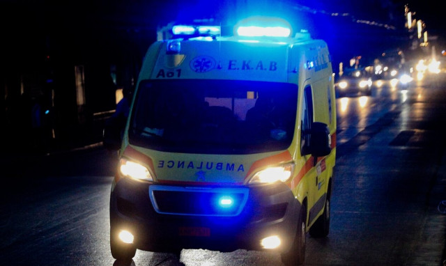 Σοβαρό τροχαίο στο Ηράκλειο: Με κατάγματα στα πόδια οδηγός και συνοδηγός