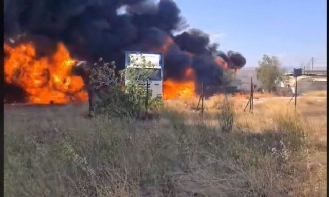 Φωτιά στον Ασπρόπυργο - Αναφορές για εκρήξεις