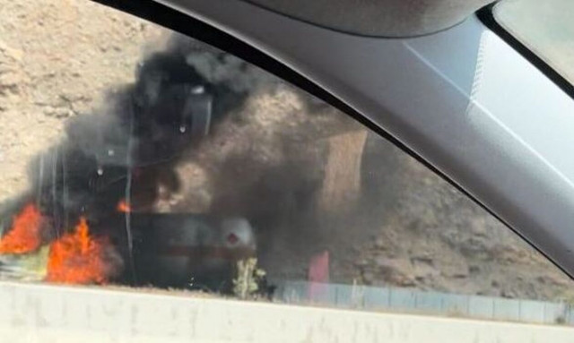 Φωτιά σε βυτιοφόρο στην Εθνική οδό Αθηνών - Κορίνθου, διακοπή στην κυκλοφορία