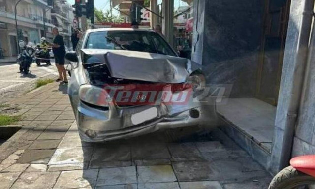 Πάτρα: Σφοδρή σύγκρουση ΙΧ με δύο τραυματίες - Εγκλωβίστηκε η μία οδηγός