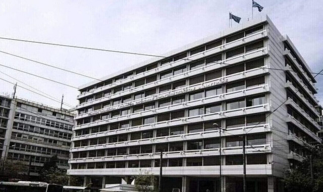 Νέα μέτρα στήριξης στη φαρέτρα της κυβέρνησης - Τι εξετάζεται