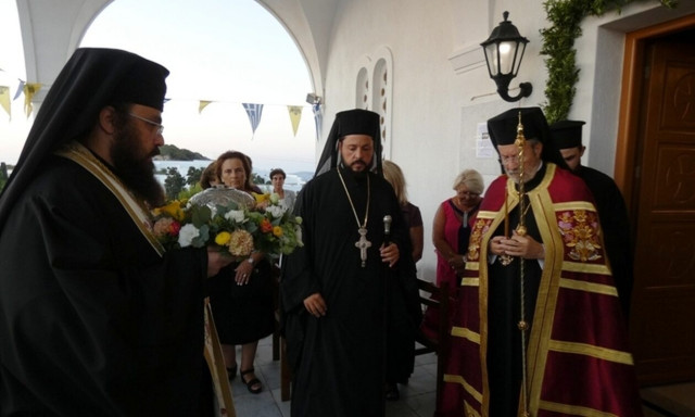 Η Πάρος τιμά την ανακομιδή των ιερών λειψάνων του Οσίου Αρσενίου